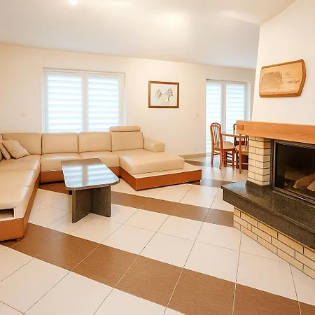 Vikendica Nestoria Living *