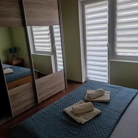 Nestoria Living Vikendica